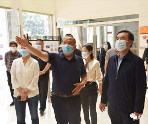 省衛(wèi)生健康委副主任白松率隊(duì)到紅河州中醫(yī)